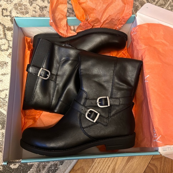 Black Leather Boots with Buckles - Picture 1 of 6